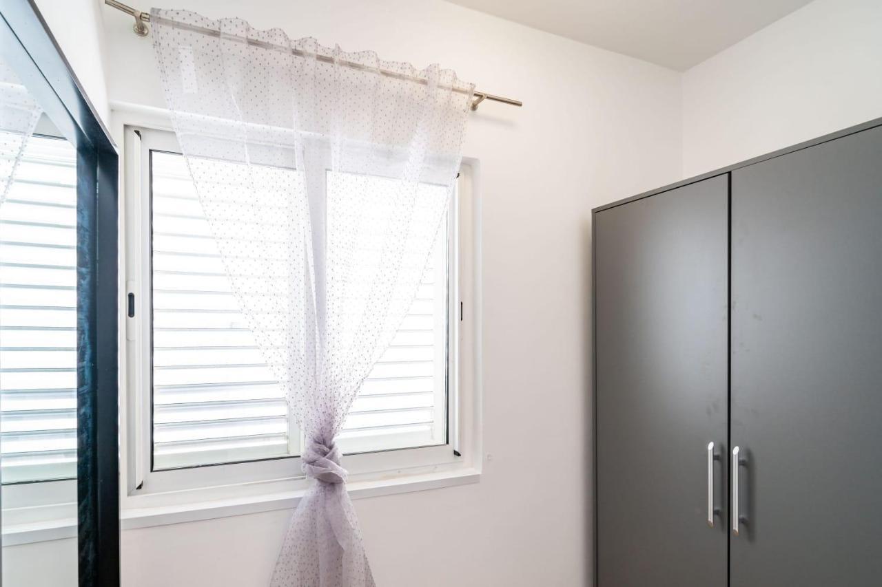 Apartman Knego With Parking دوبروفينك المظهر الخارجي الصورة