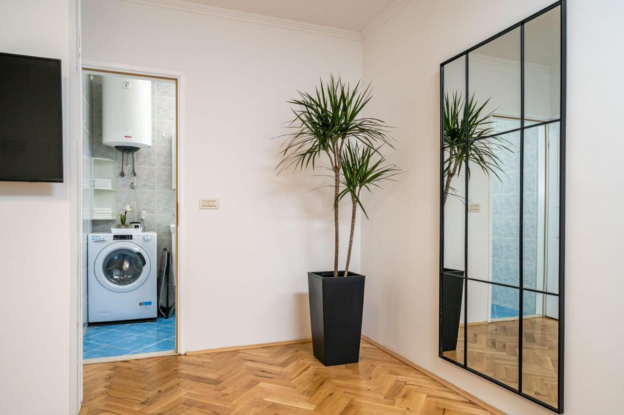 Apartman Knego With Parking دوبروفينك المظهر الخارجي الصورة