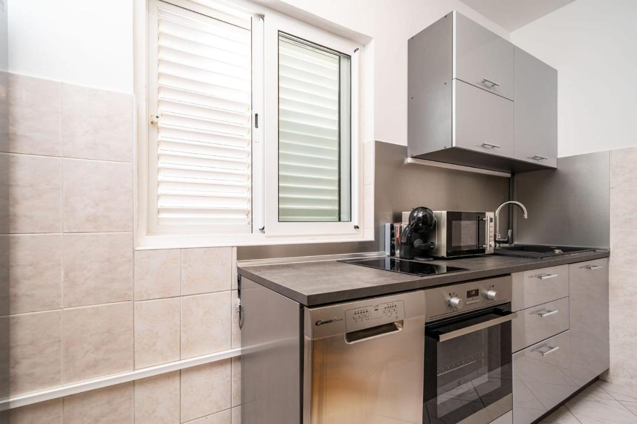 Apartman Knego With Parking دوبروفينك المظهر الخارجي الصورة