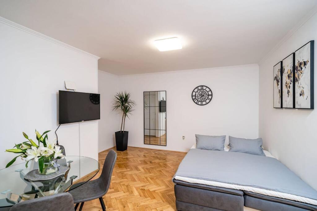 Apartman Knego With Parking دوبروفينك المظهر الخارجي الصورة