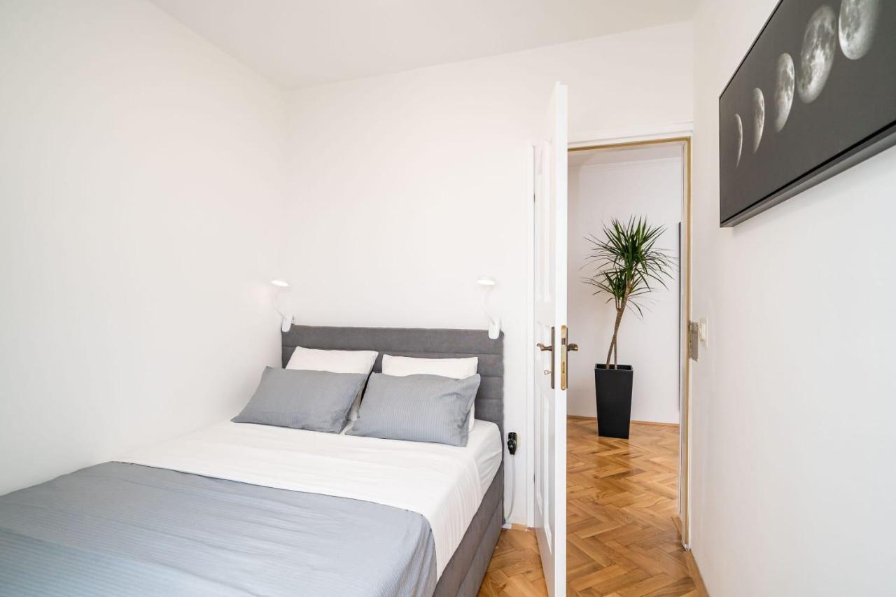 Apartman Knego With Parking دوبروفينك المظهر الخارجي الصورة