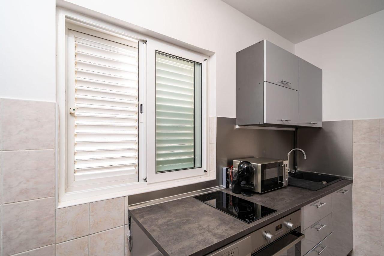 Apartman Knego With Parking دوبروفينك المظهر الخارجي الصورة