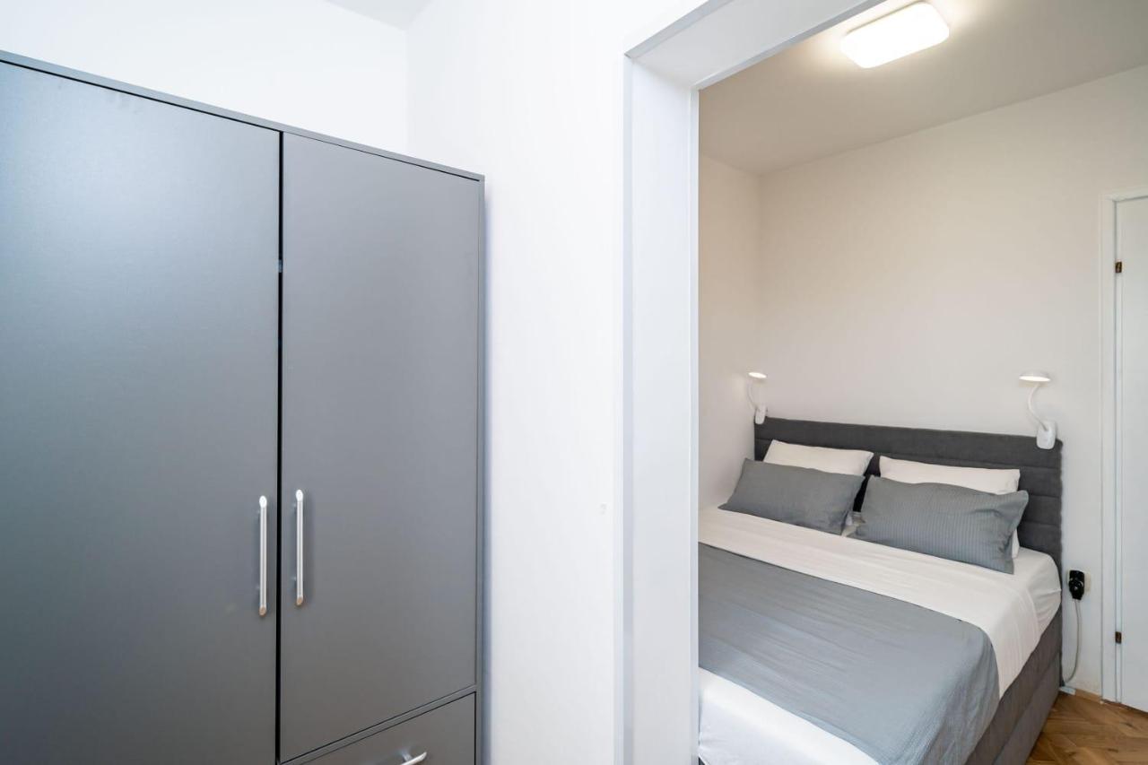 Apartman Knego With Parking دوبروفينك المظهر الخارجي الصورة