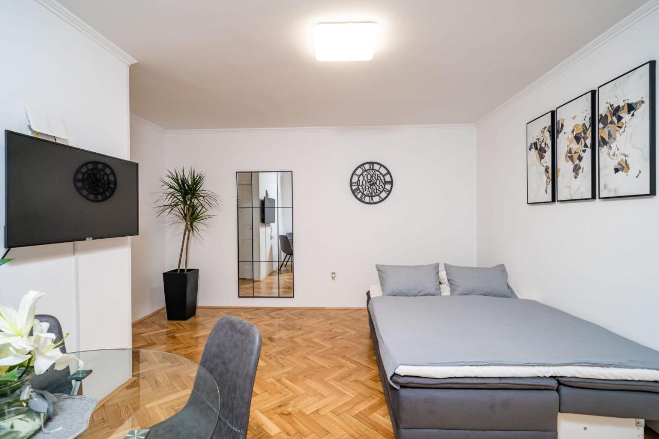 Apartman Knego With Parking دوبروفينك المظهر الخارجي الصورة